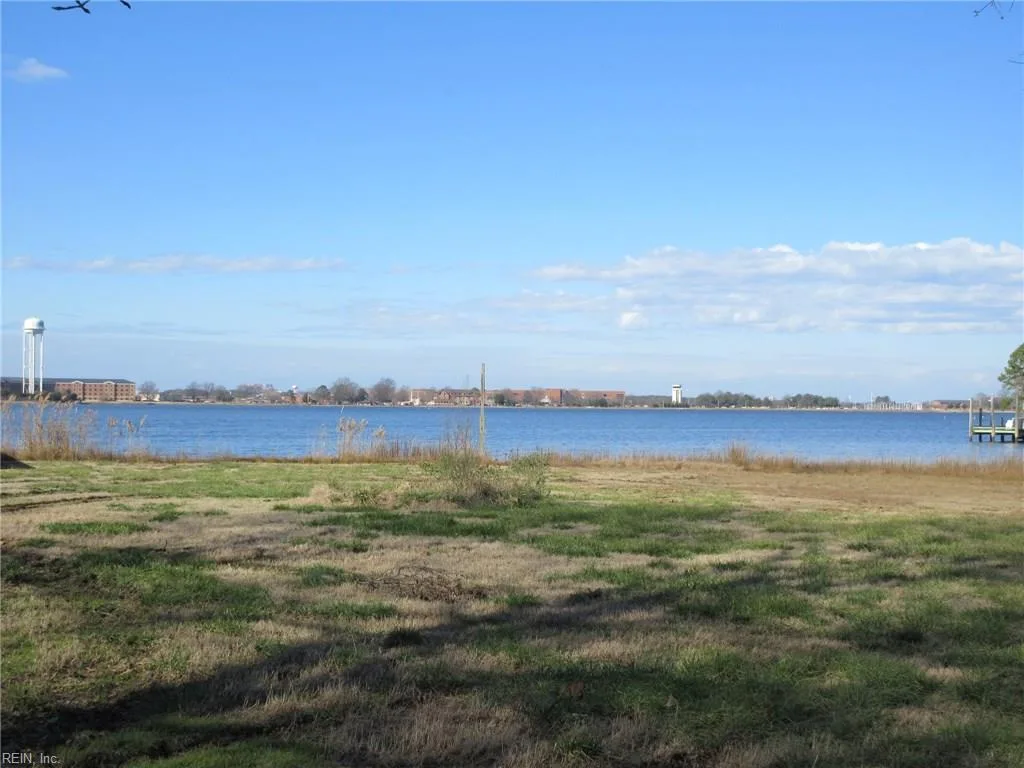43 Hampshire Drive, Hampton VA 23669
