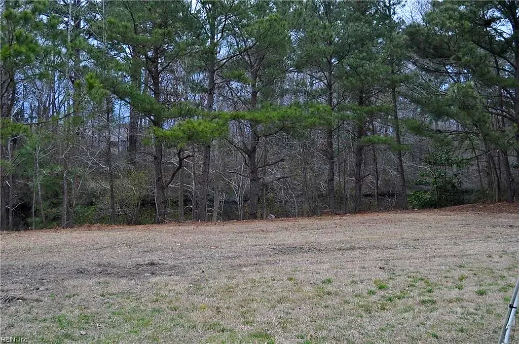 Par B George Washington Highway S, Chesapeake — photo