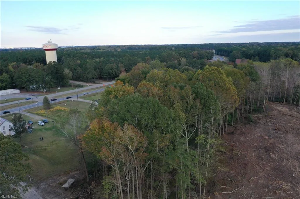 22056 Brewers Neck Boulevard, Carrollton — photo