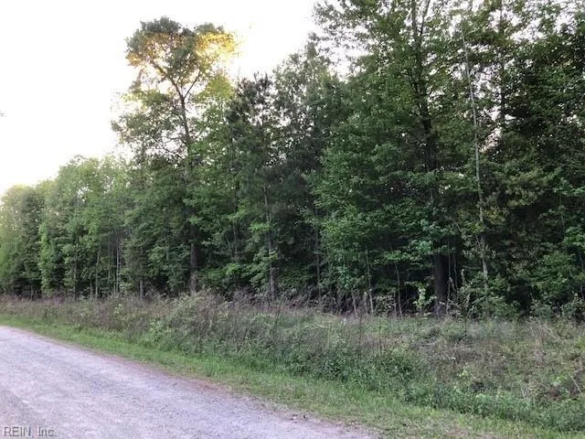 001 Beasley Drive, Gloucester VA 23061