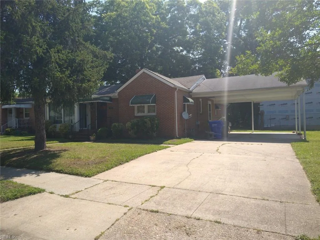 212 Saint James Avenue, Suffolk VA 23434