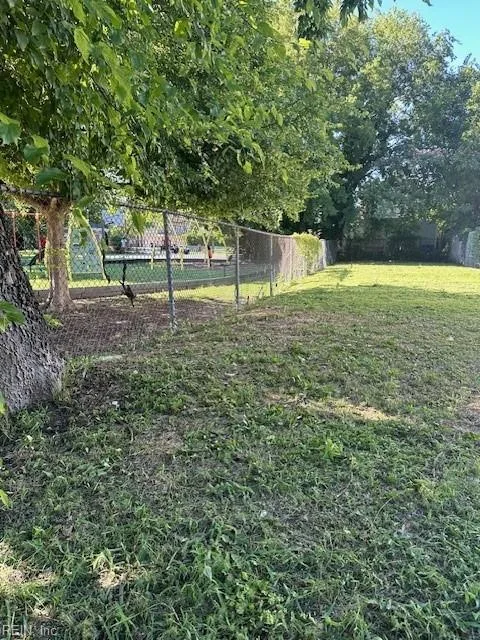 832 W 37th Street, Norfolk VA 23508