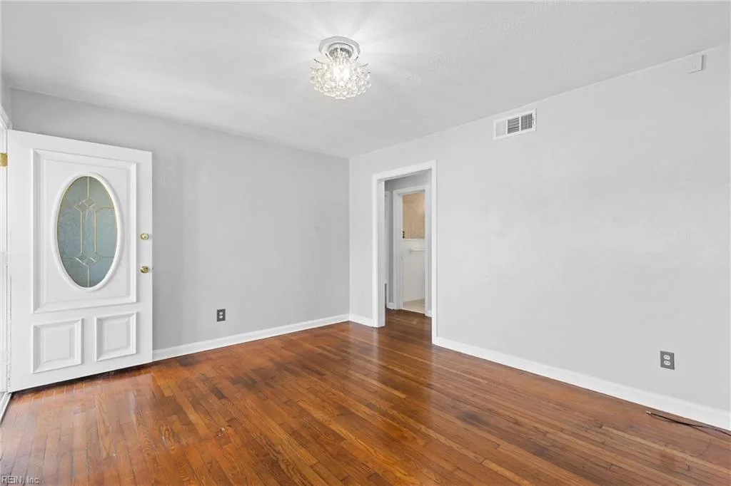 2329 Dominion Avenue, Norfolk — photo