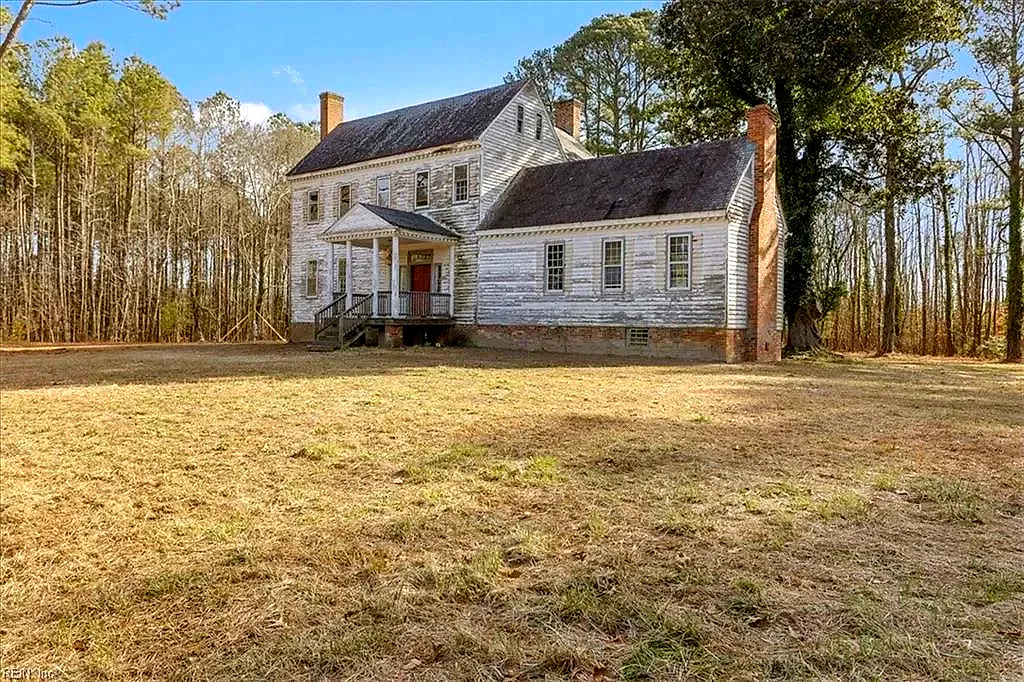 13894 Rolfe Highway, Surry — photo