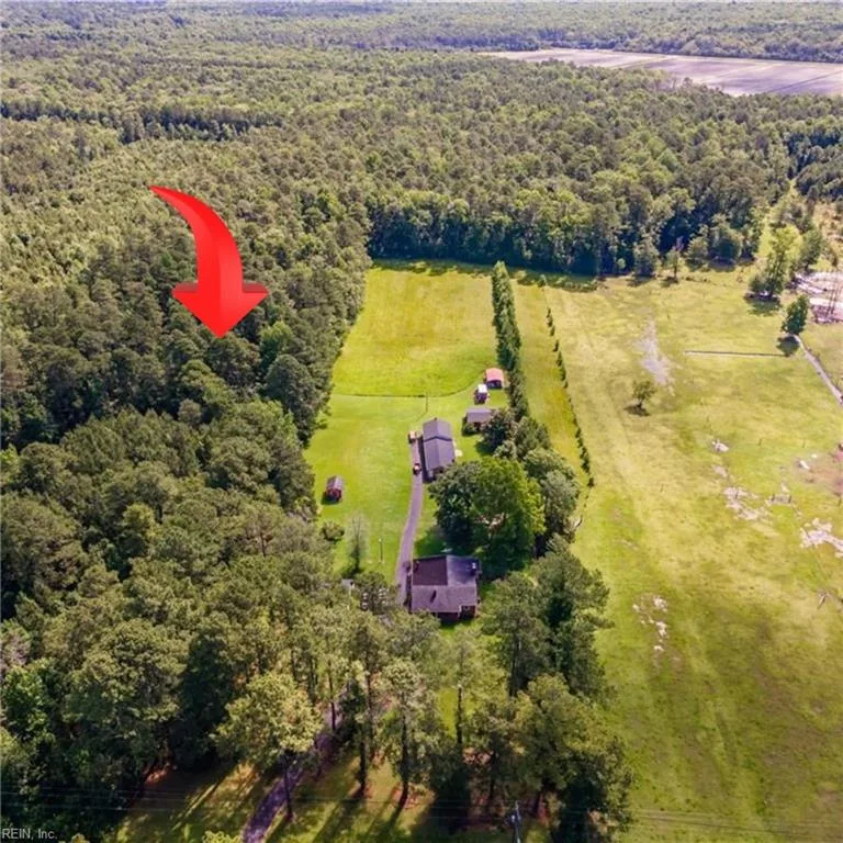 8 Shillelagh Road, Chesapeake VA 23323