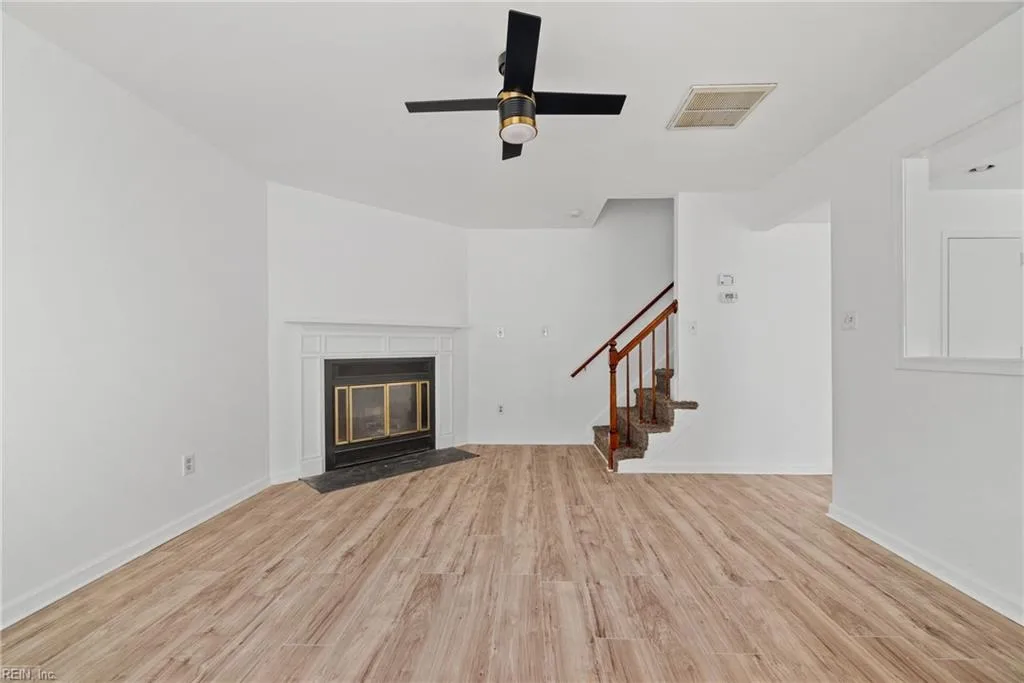 364 Thorncliff Drive, Newport News — photo