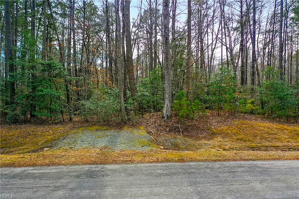 1.0+Ac Eagle Trace, Lancaster — photo
