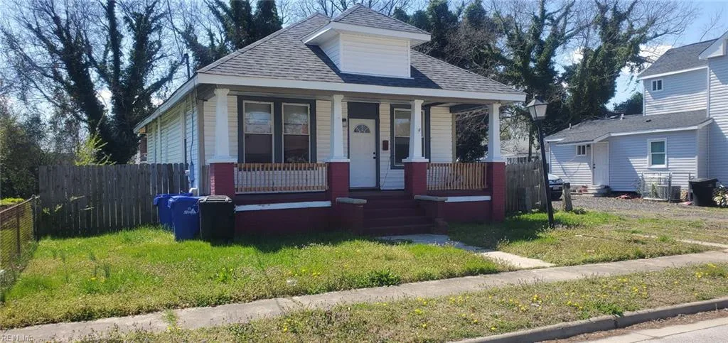 1415 Summit AVE, PORTSMOUTH VA 23704