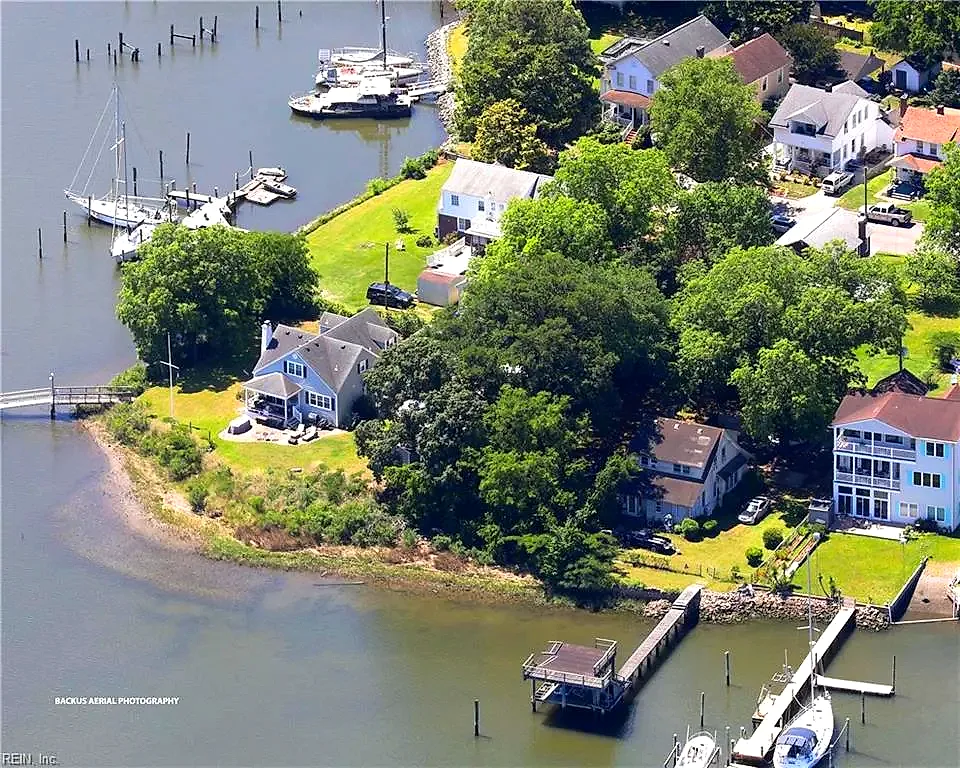 1513 Bradford Ter, Portsmouth — photo