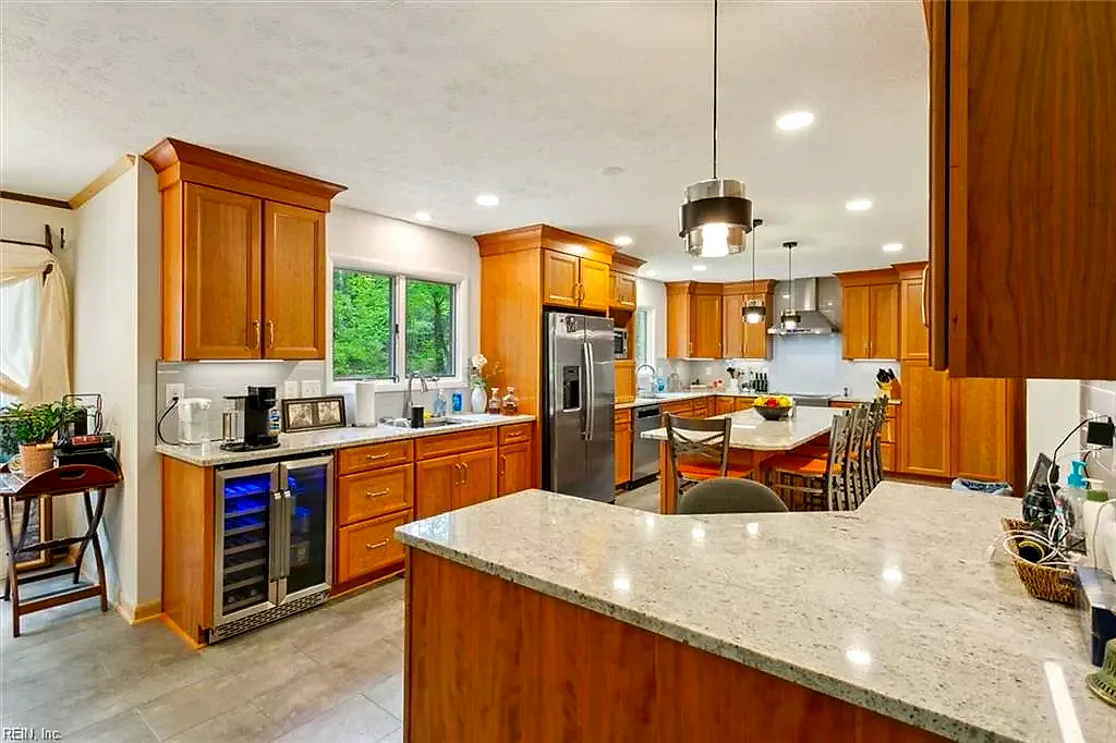 107 Brokenbridge Rd, Yorktown — photo