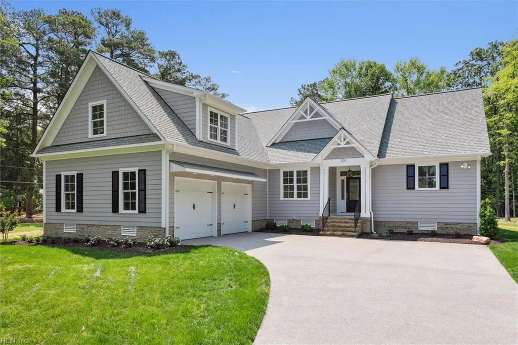 405 Octavia Dr, Yorktown — photo