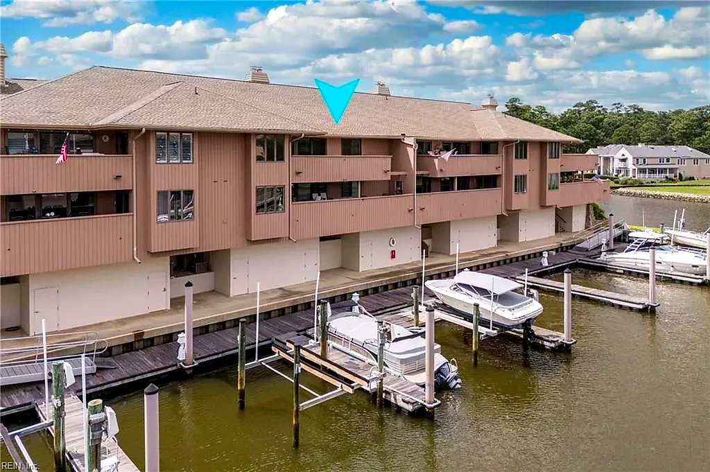700 Oriole Dr #422b, Virginia Beach — photo