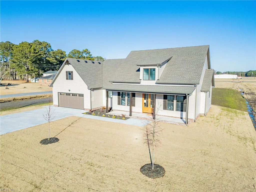 103 Copper Run Loop, South Mills — photo