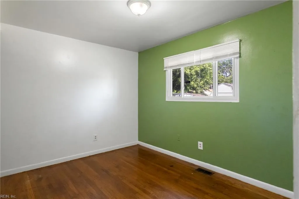 702 New Bern Ave, Hampton — photo