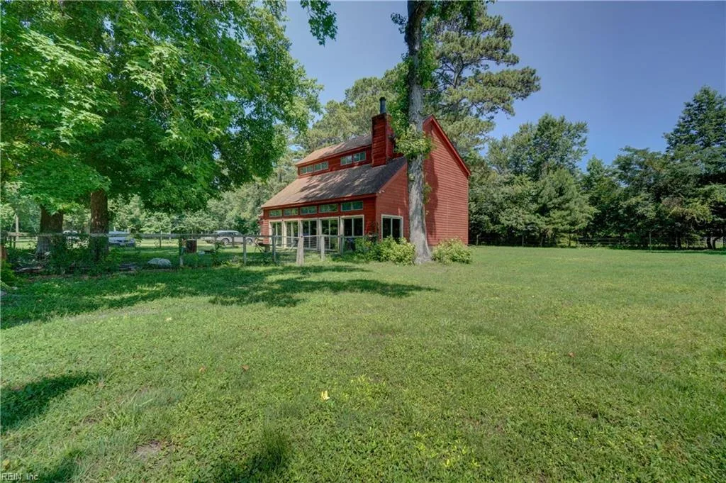 1641 Shillelagh Rd, Chesapeake — photo