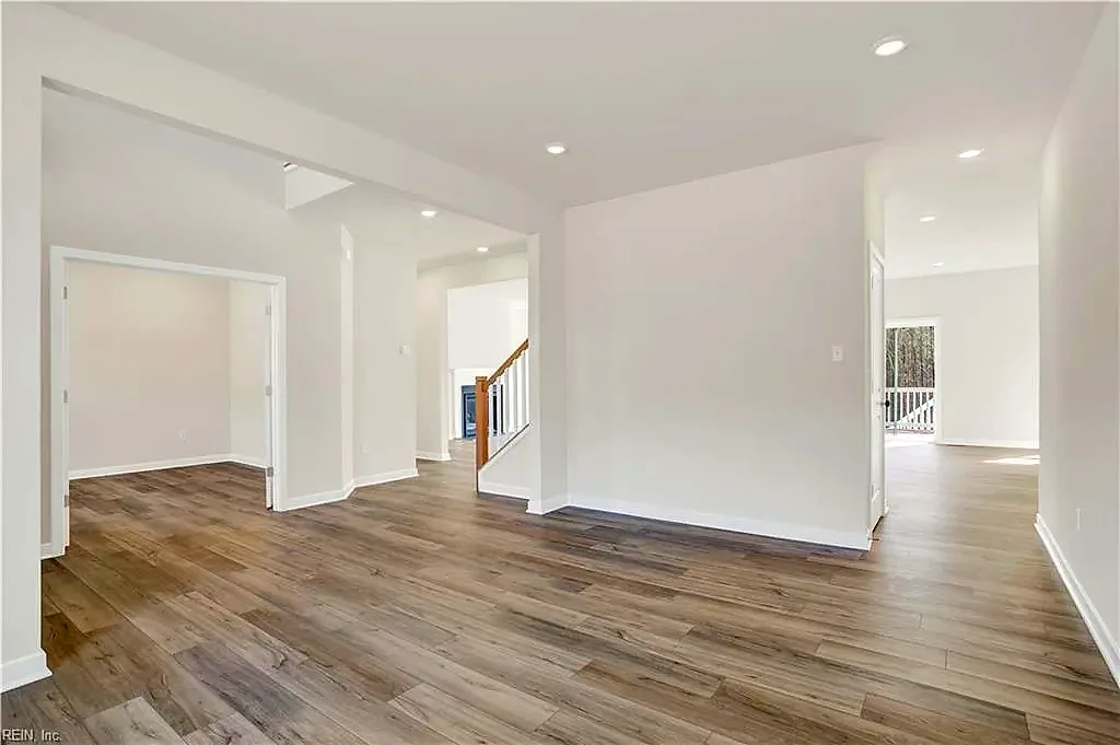 6304 Fawncrest Ln, Williamsburg — photo