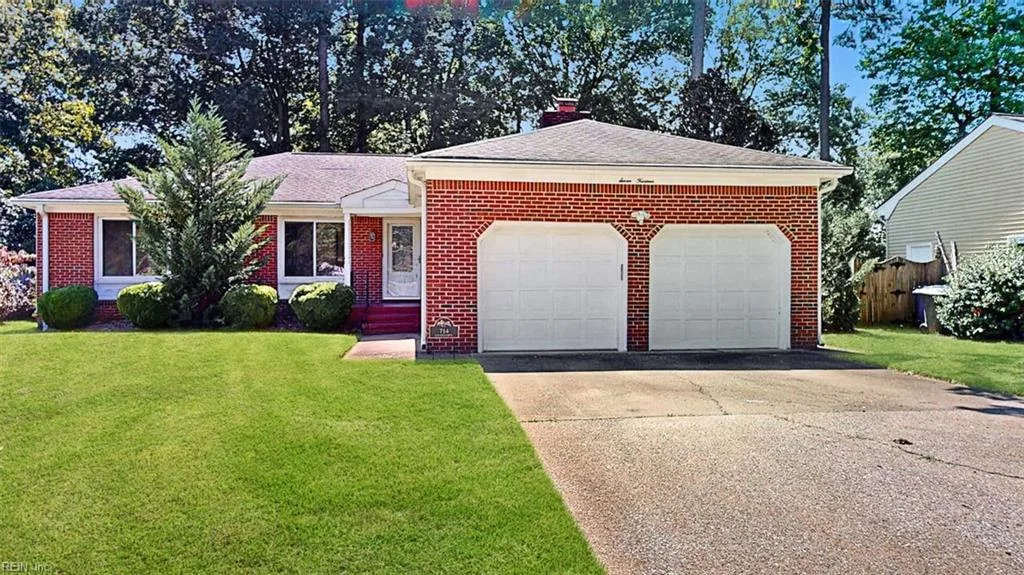 714 Galahad DR, NEWPORTNEWS VA 23608