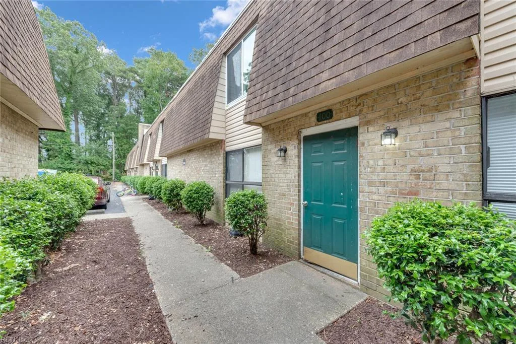 1535 Johnstons Rd #602, Norfolk — photo