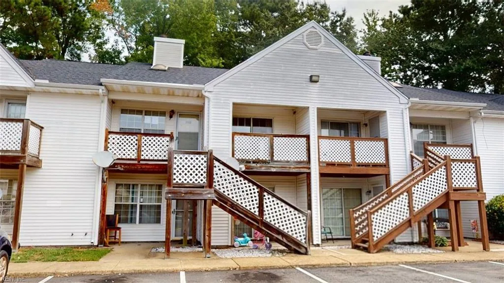 88 A Emeraude Plage, Hampton, VA 23666, USA
