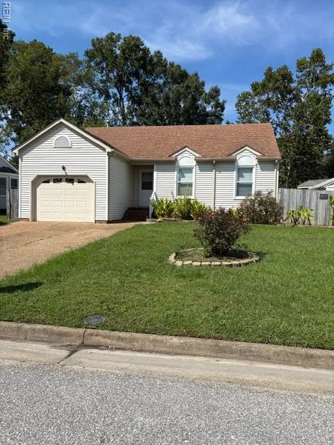 109 Tack Ct, Newport News — photo