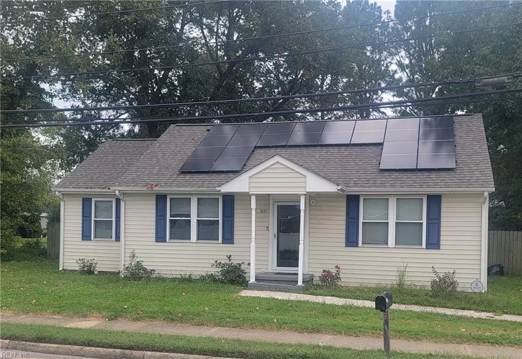 837 Providence RD, CHESAPEAKE VA 23325