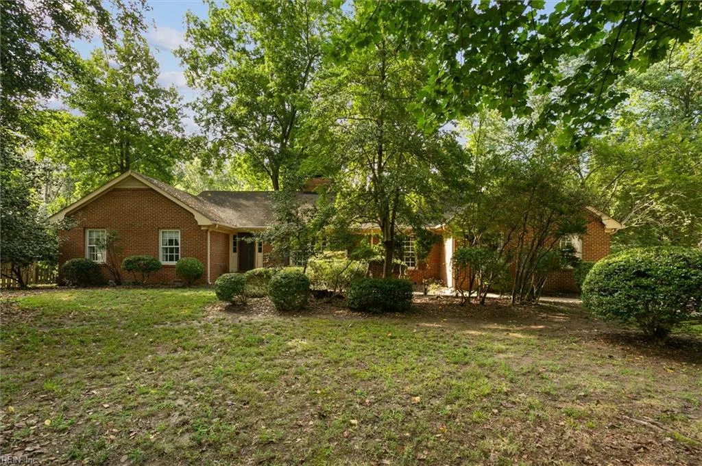 5 Hampton Key RD, WILLIAMSBURG VA 23185
