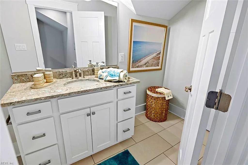 2071 Asher (Lot 11) Dr, Suffolk — photo