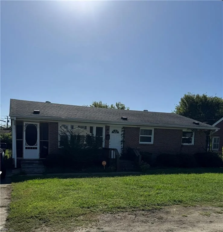 915 Langley Ave, Hampton — photo