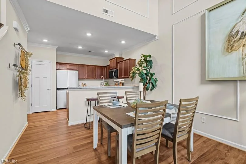 1018 Ashworth Way, Suffolk — photo
