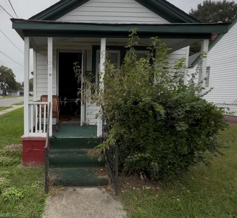 1538 Centre Ave, Portsmouth — photo