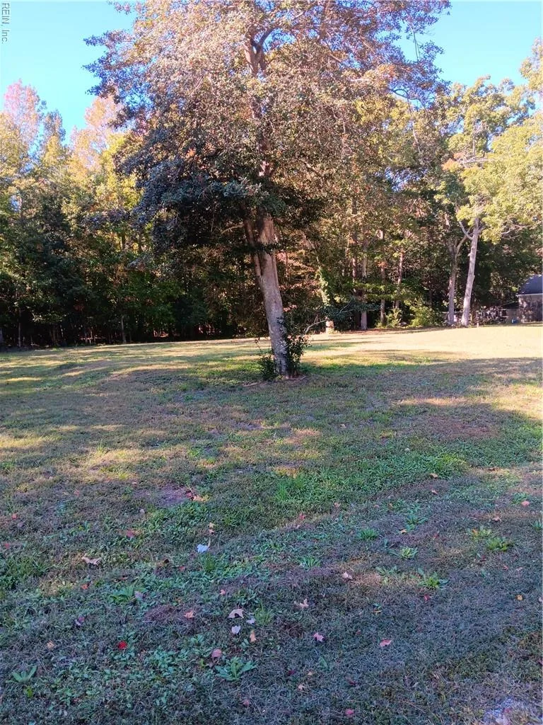.50 Ac Cove Rd, Hayes — photo