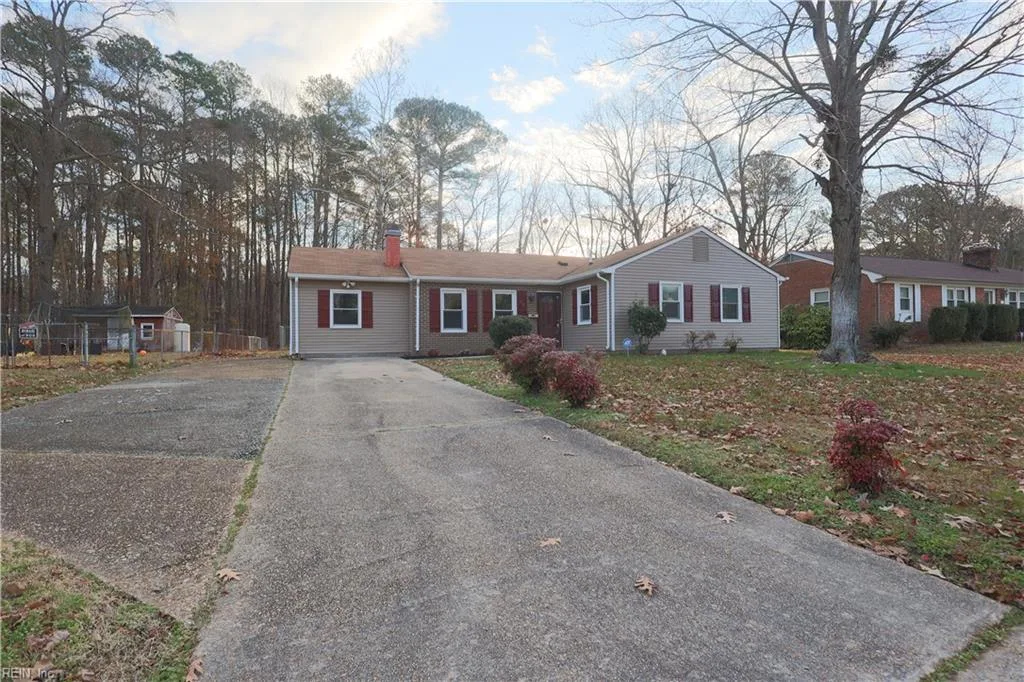 12 Chowan Pl, Newport News — photo