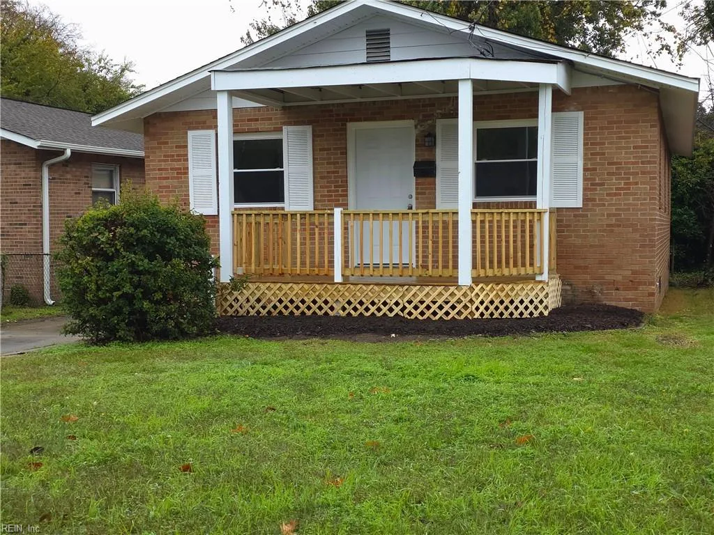 1030 Hampton AVE, NEWPORTNEWS VA 23607