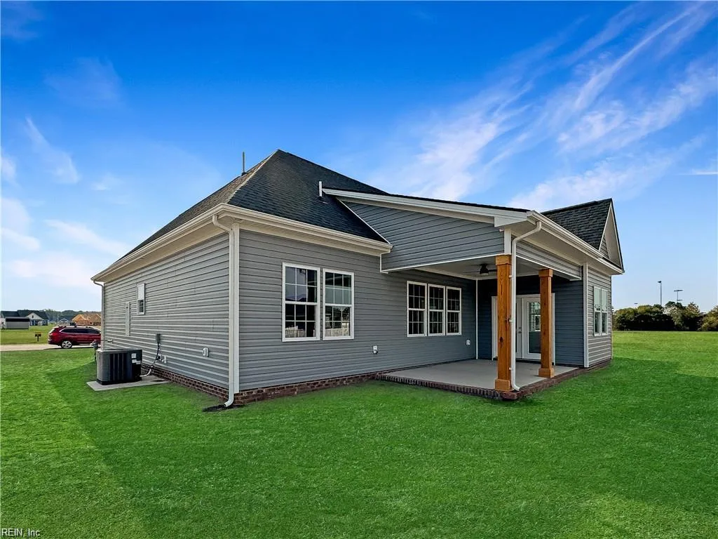 110 Yawl St, Elizabeth City — photo