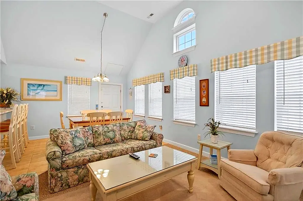 206 E Palmetto St, Kill Devil Hills — photo