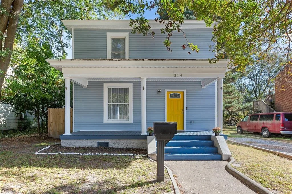 314 Linden Ave, Suffolk — photo