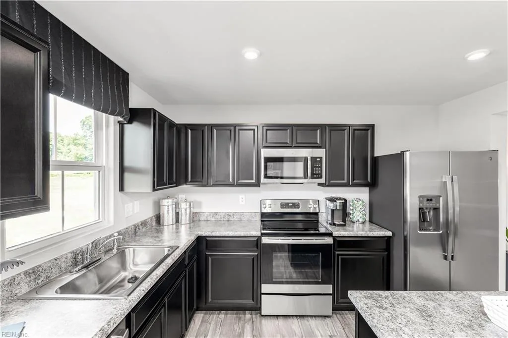 204 Peach St, South Mills — photo