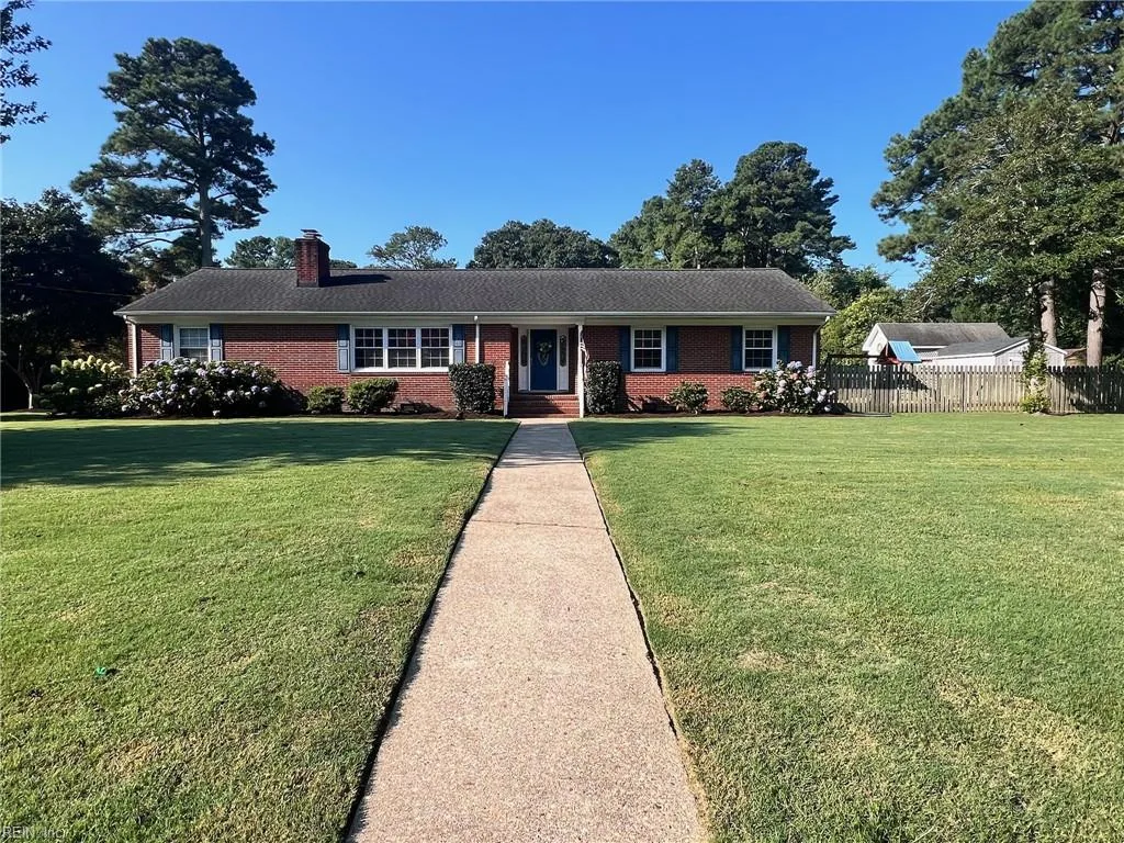 4501 Hermitage Rd, Virginia Beach — photo