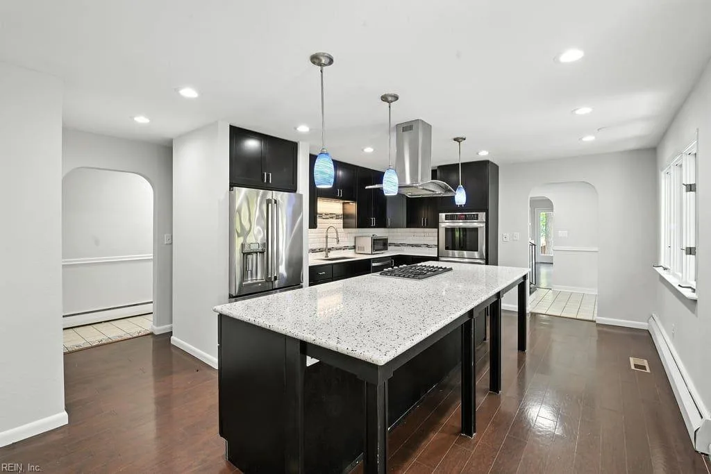 225 Betty Ct, Norfolk — photo