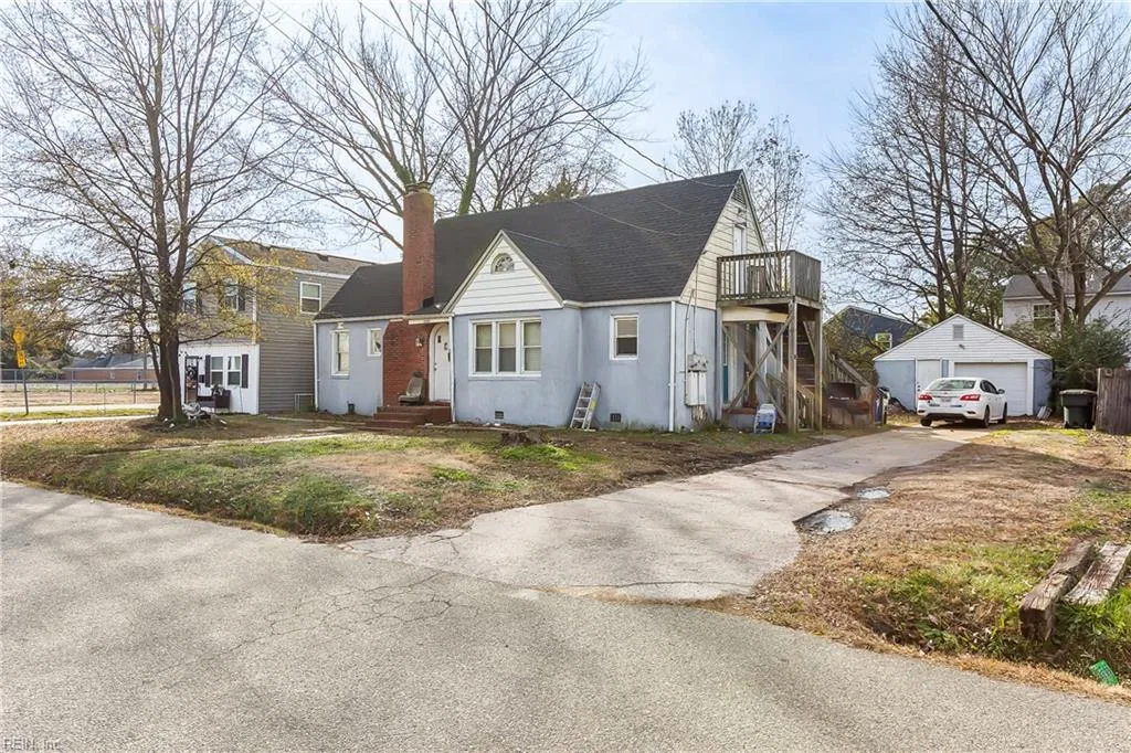 2303 Spruce St, Norfolk — photo