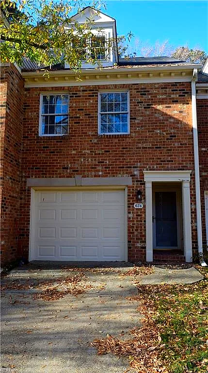 674 Todd Trl, Newport News — photo