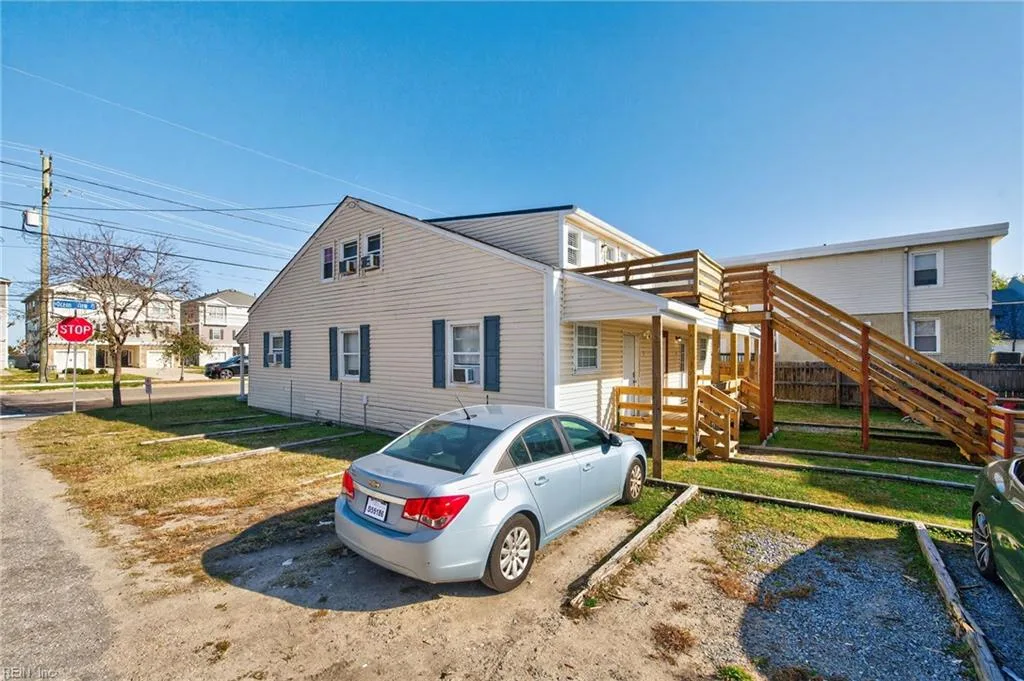 1427 W Ocean View Ave, Norfolk — photo