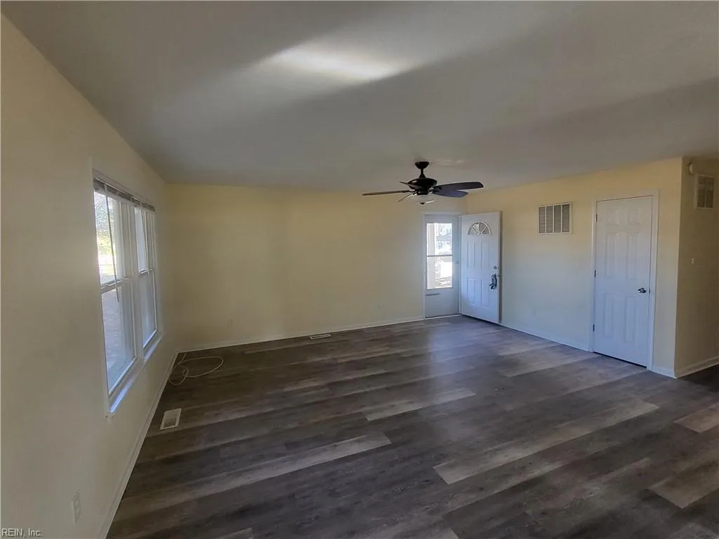 1232 Bells Rd #A, Virginia Beach — photo