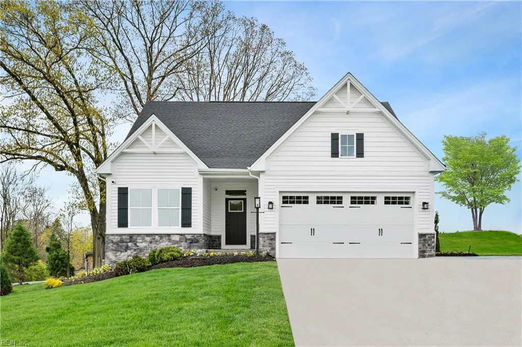 214 Woodcreek RD, WILLIAMSBURG VA 23185