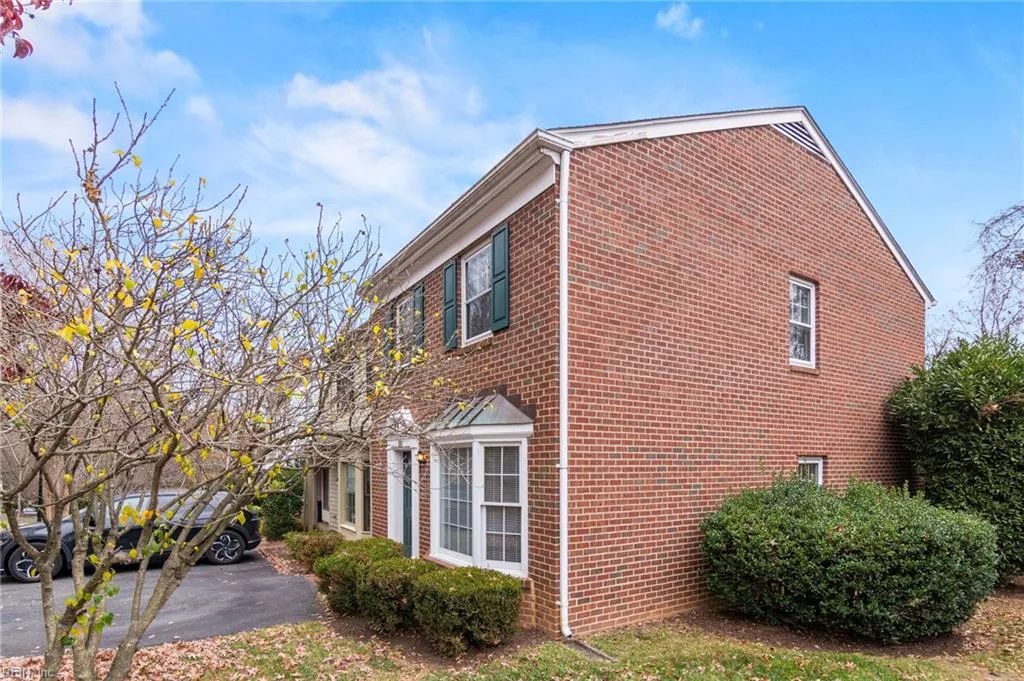 925 Huntwood Ln, Charlottesville — photo