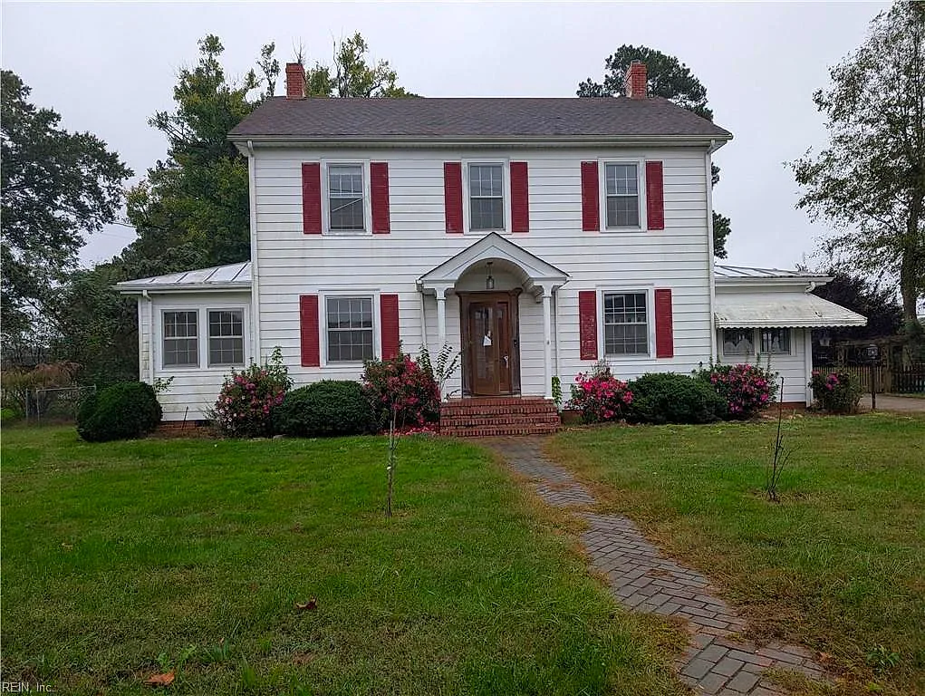 29 N Court ST, WINDSOR VA 23487