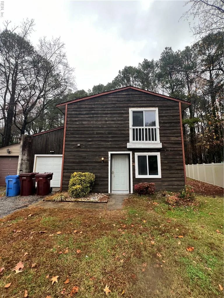 20 Corby CIR, CHESAPEAKE VA 23320