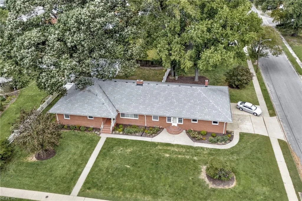 301 Faulk Rd, Norfolk — photo