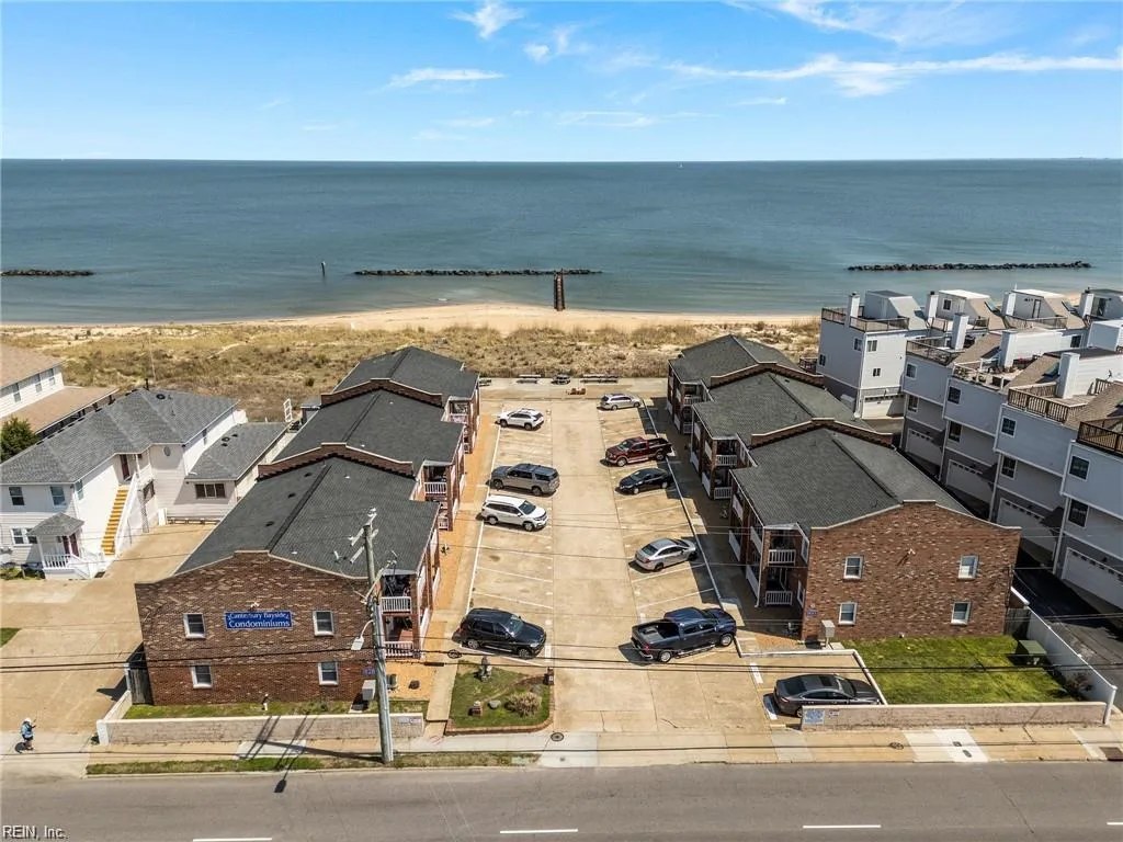 828 E Ocean View AVE #1, NORFOLK VA 23503