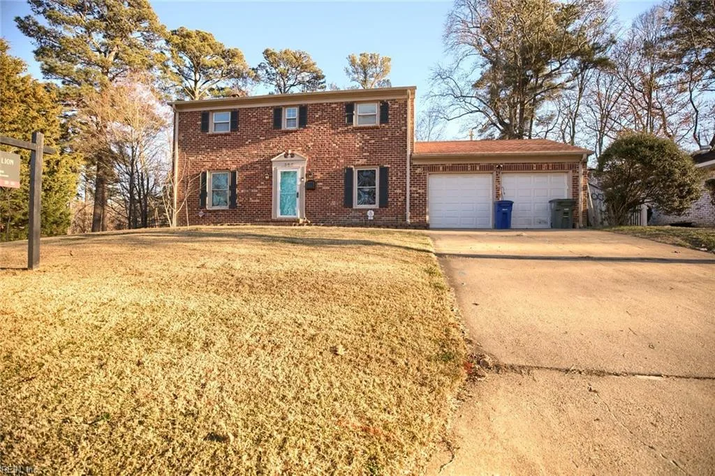 350 Hughes DR, NEWPORTNEWS VA 23608